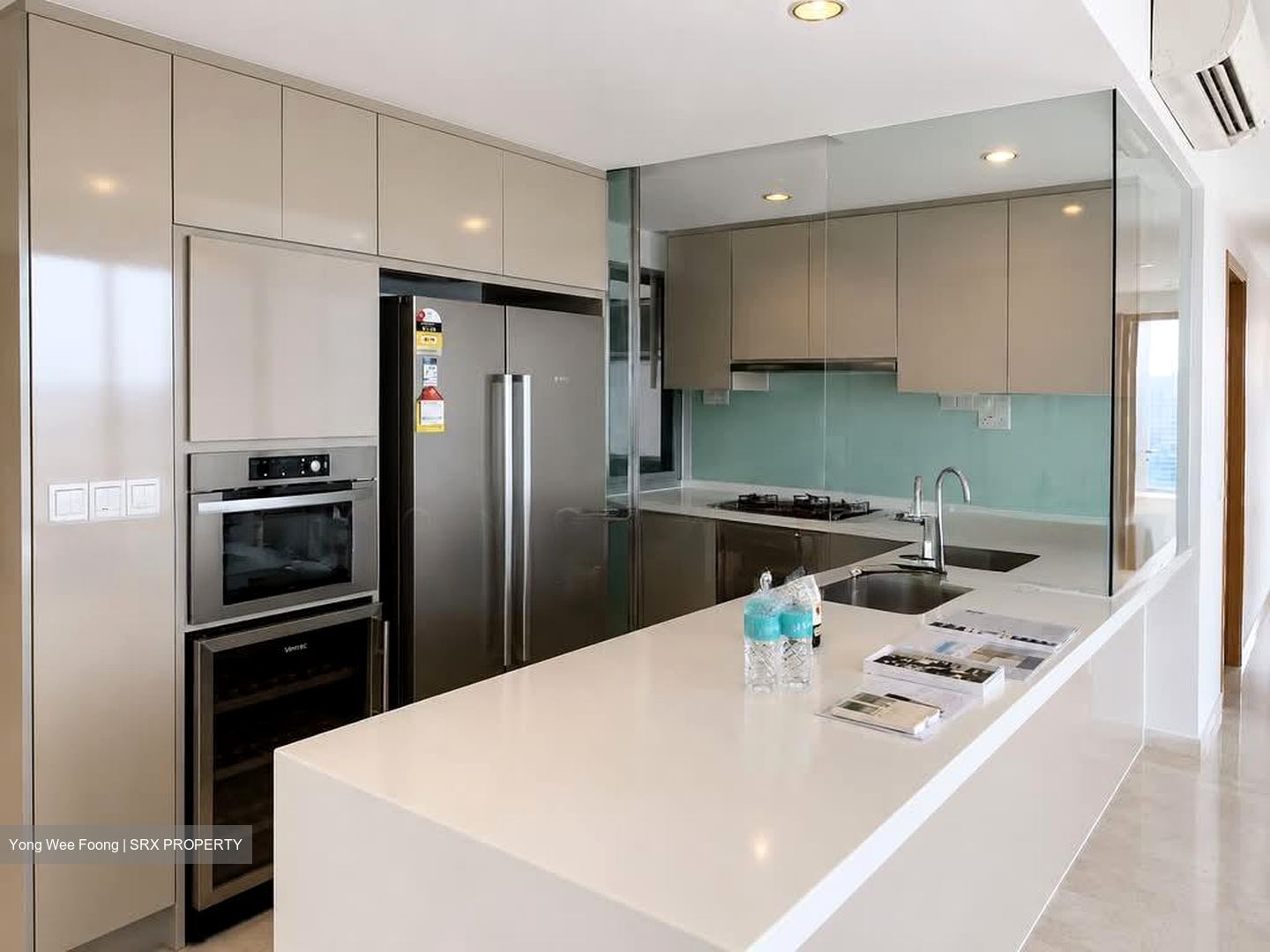Centro Residences (D20), Condominium #556610681